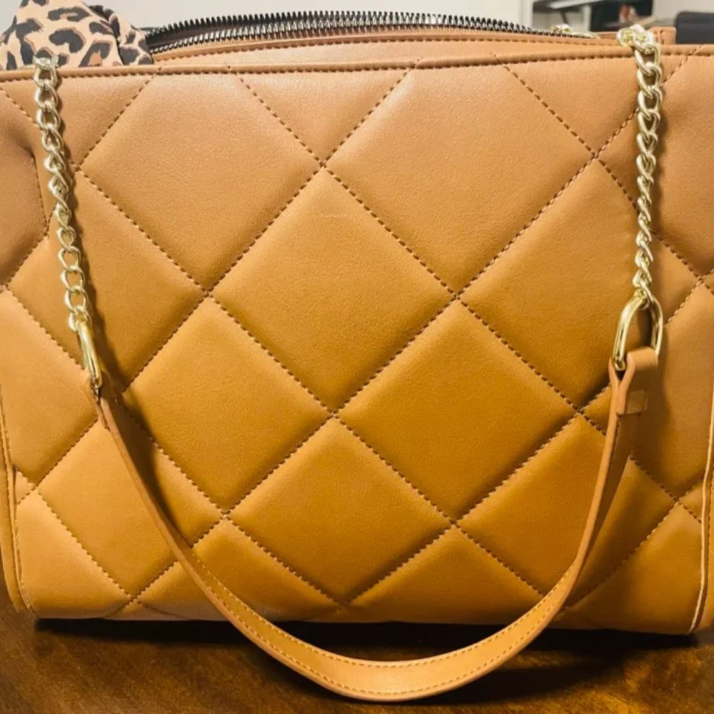 Betsey Johnson Tote Bag - Picture 3 of 5